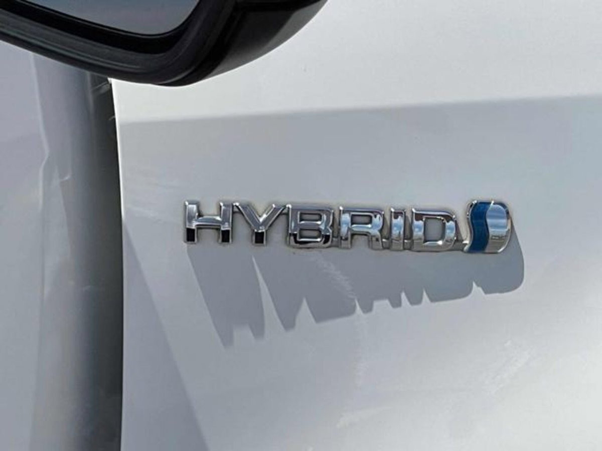Toyota Yaris 1.5 Hybrid 5 porte Energy (14)