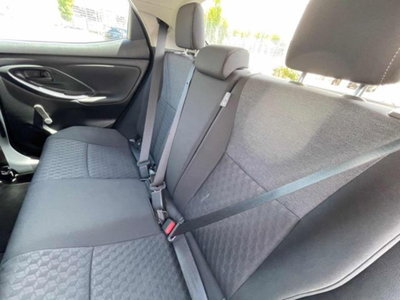 Toyota Yaris 1.5 Hybrid 5 porte Energy (8)