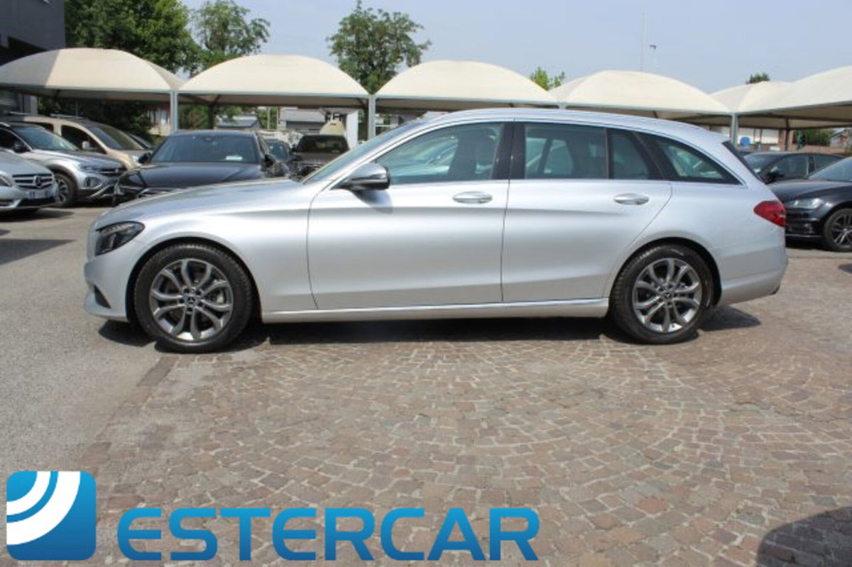 Mercedes-Benz Classe C Station Wagon 220 CDI Avantgarde (17)