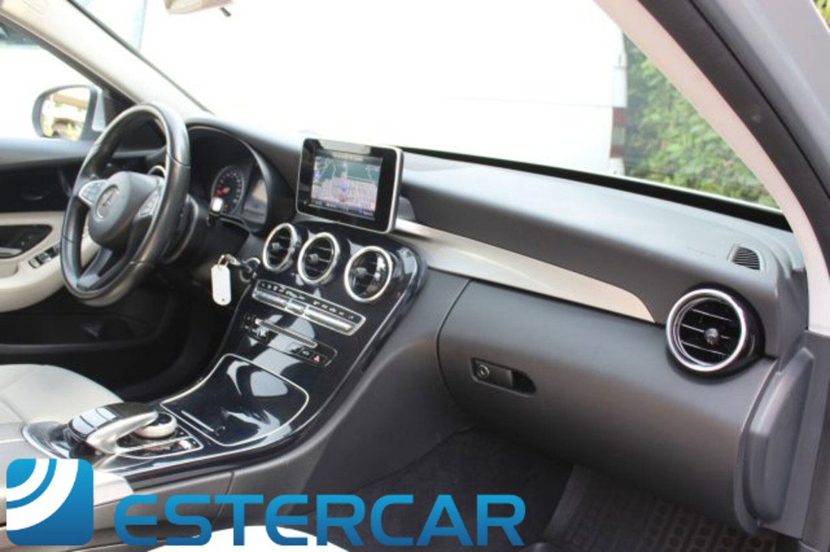 Mercedes-Benz Classe C Station Wagon 220 CDI Avantgarde (9)