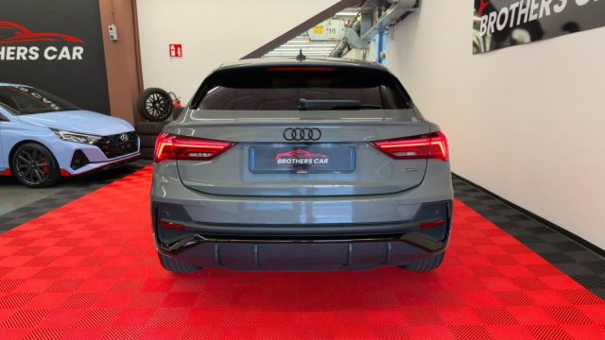 Audi Q3 Sportback 40 TDI quattro S tronic S line edition (6)