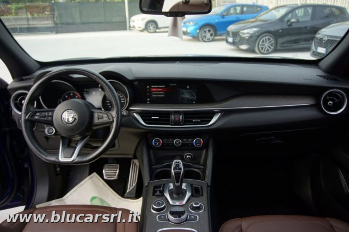 Alfa Romeo Stelvio Stelvio 2.2 Turbodiesel 210 CV AT8 Q4 Ti (9)