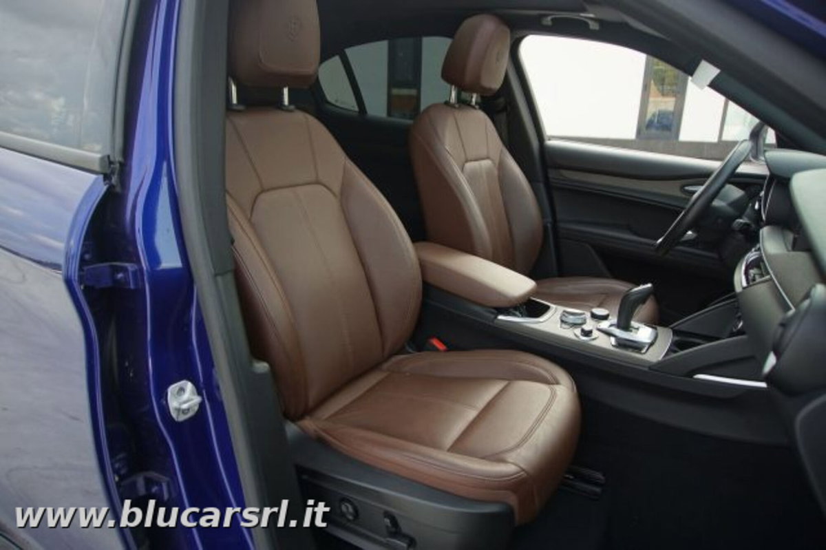 Alfa Romeo Stelvio Stelvio 2.2 Turbodiesel 210 CV AT8 Q4 Ti (12)
