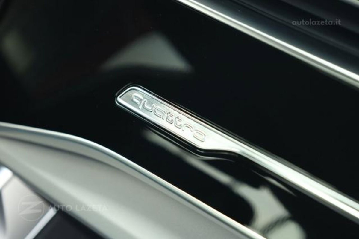 Audi Q8 Q8 50 TDI 286 CV quattro tiptronic Sport (14)