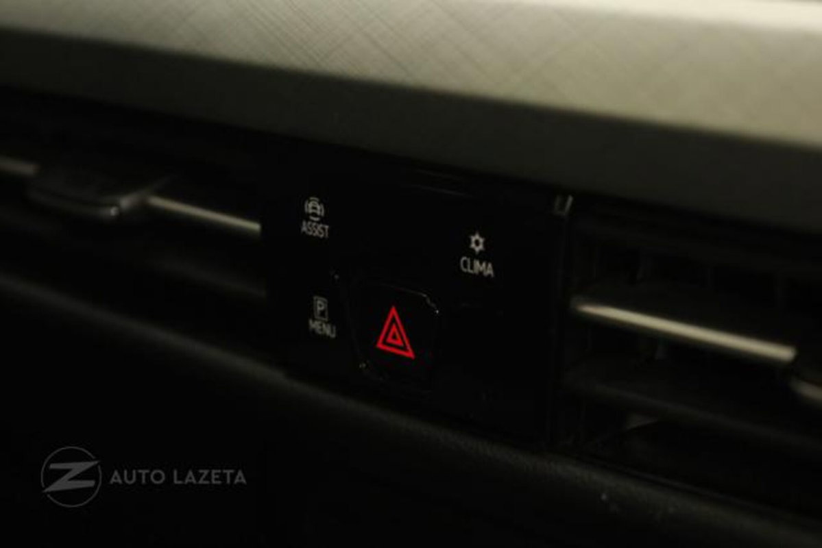 Volkswagen Golf Variant 1.0 eTSI EVO DSG Life (10)