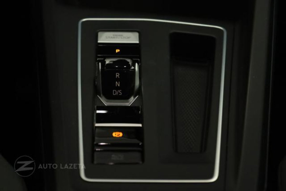 Volkswagen Golf Variant 1.0 eTSI EVO DSG Life (11)