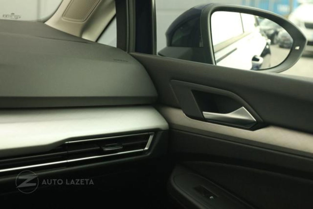 Volkswagen Golf Variant 1.0 eTSI EVO DSG Life (15)