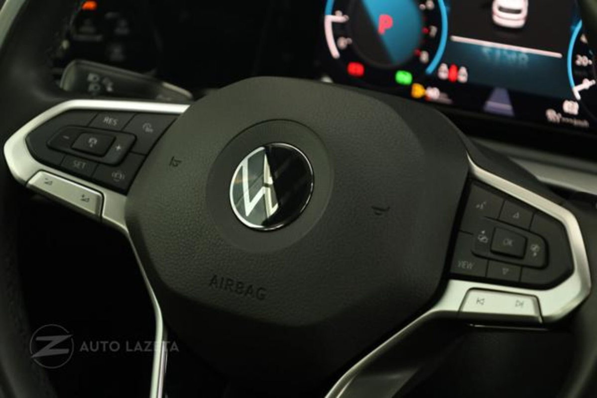 Volkswagen Golf Variant 1.0 eTSI EVO DSG Life (18)