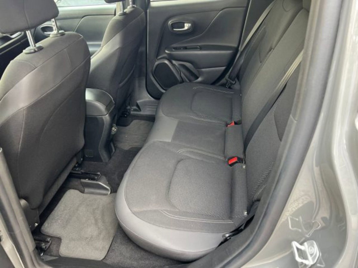 Jeep Renegade 1.6 Mjt 120 CV Limited (12)
