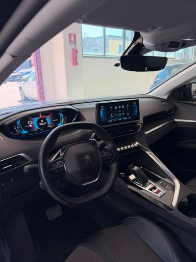 Peugeot 3008 Hybrid 225 e-EAT8 Allure Pack (9)