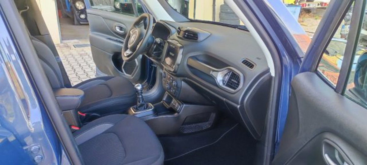 Jeep Renegade 1.0 T3 Limited (9)