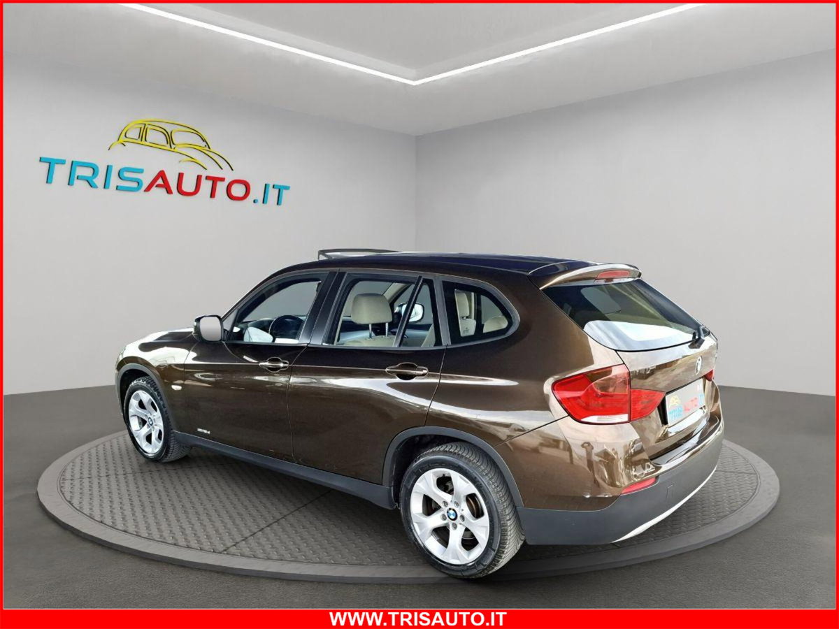 BMW X1 sDrive18d Attiva (2)