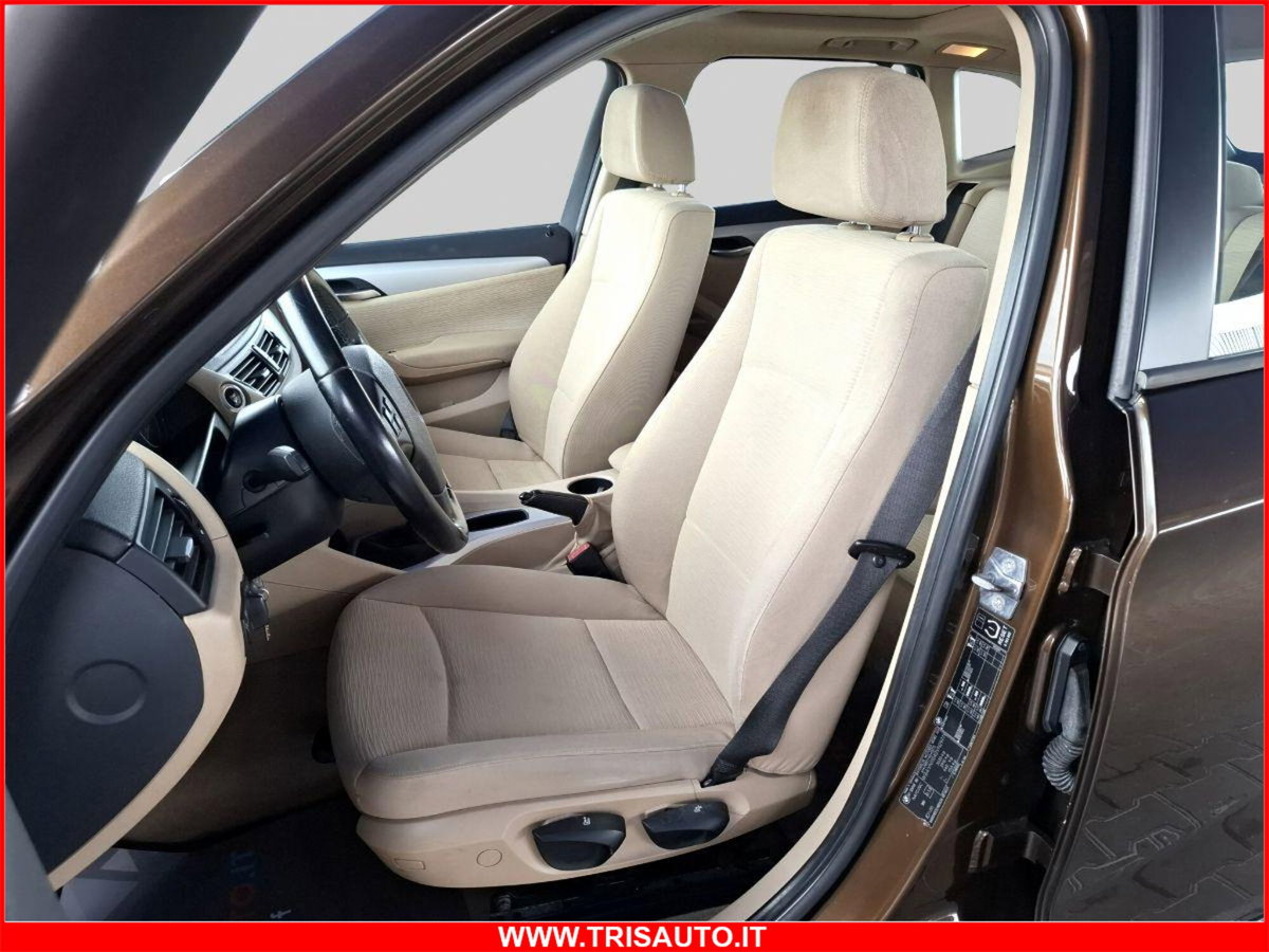 BMW X1 sDrive18d Attiva (9)