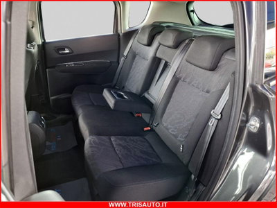 Peugeot 3008 1.6 HDi 110CV Business (11)