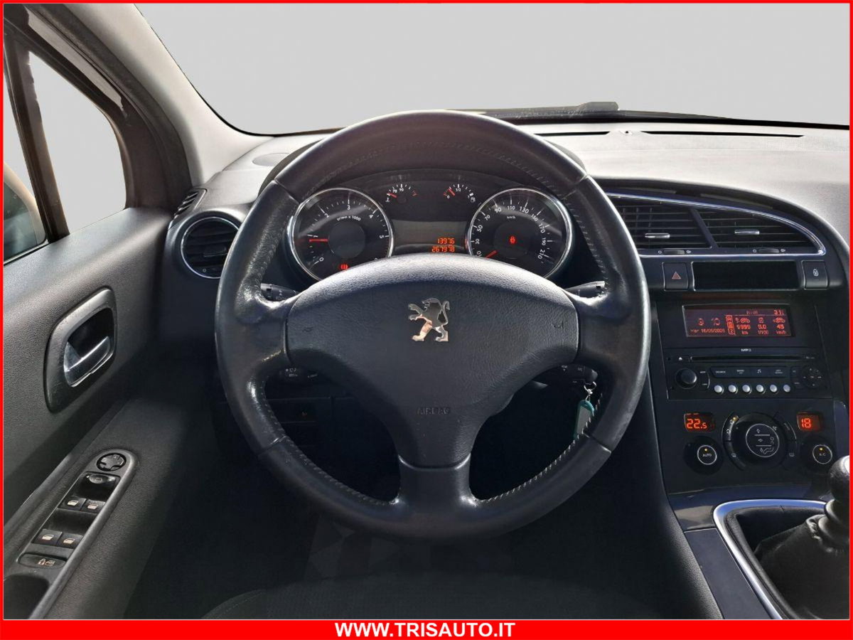 Peugeot 3008 1.6 HDi 110CV Business (12)