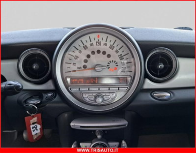 MINI Mini 1.6 16V Cooper (16)
