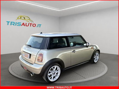 MINI Mini 1.6 16V Cooper (4)