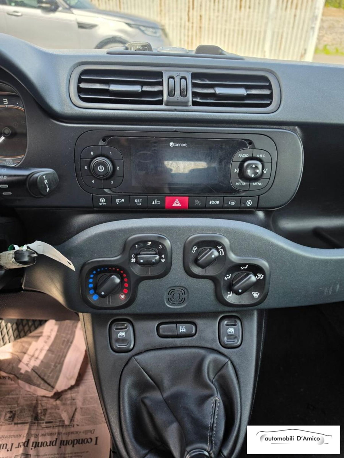 Fiat Panda 1.3 MJT 95 CV S&S 4x4 (9)