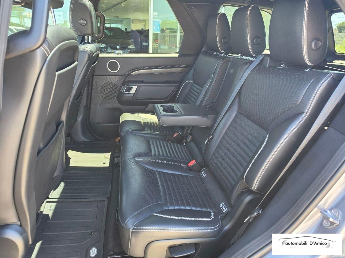 Land Rover Discovery 3.0 SDV6 306 CV HSE Luxury (6)