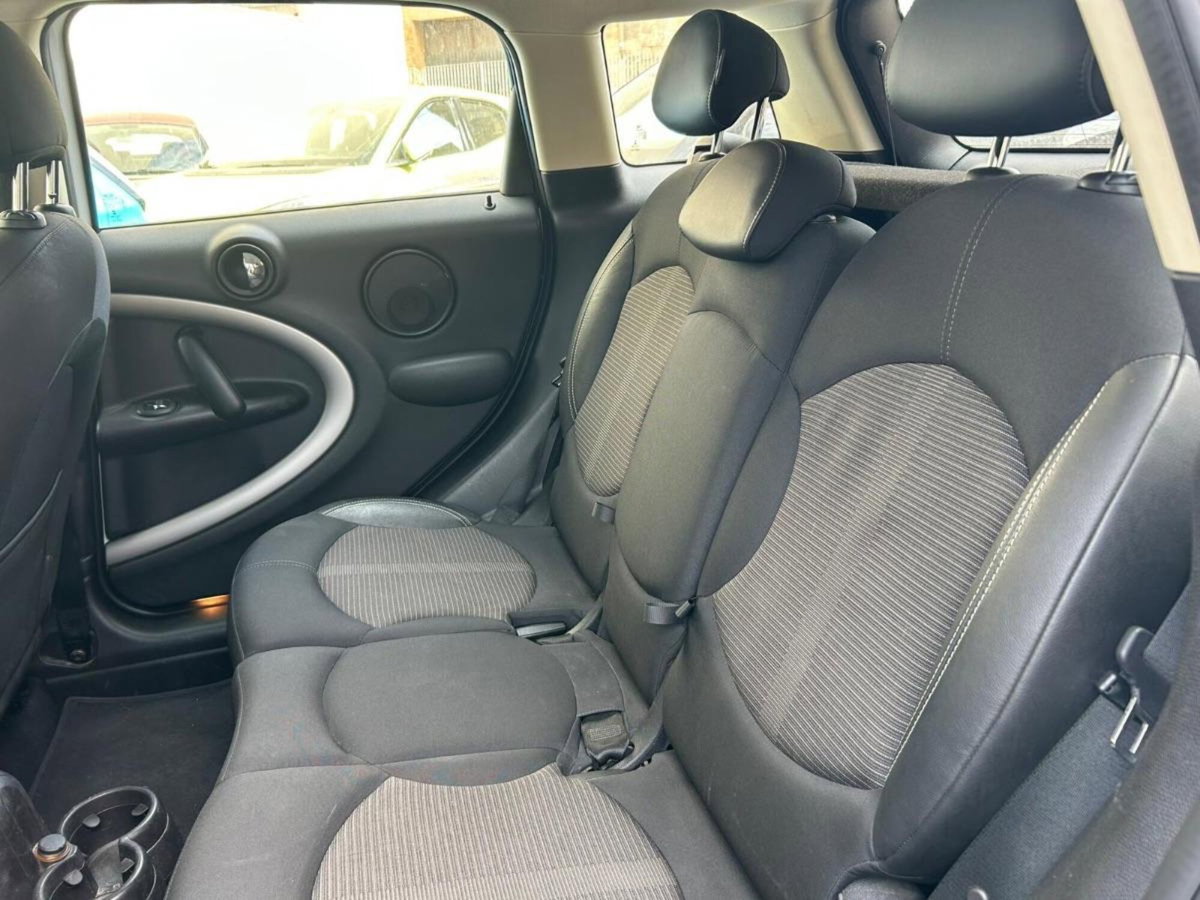 MINI Mini Countryman 2.0 Cooper D Business Countryman (10)