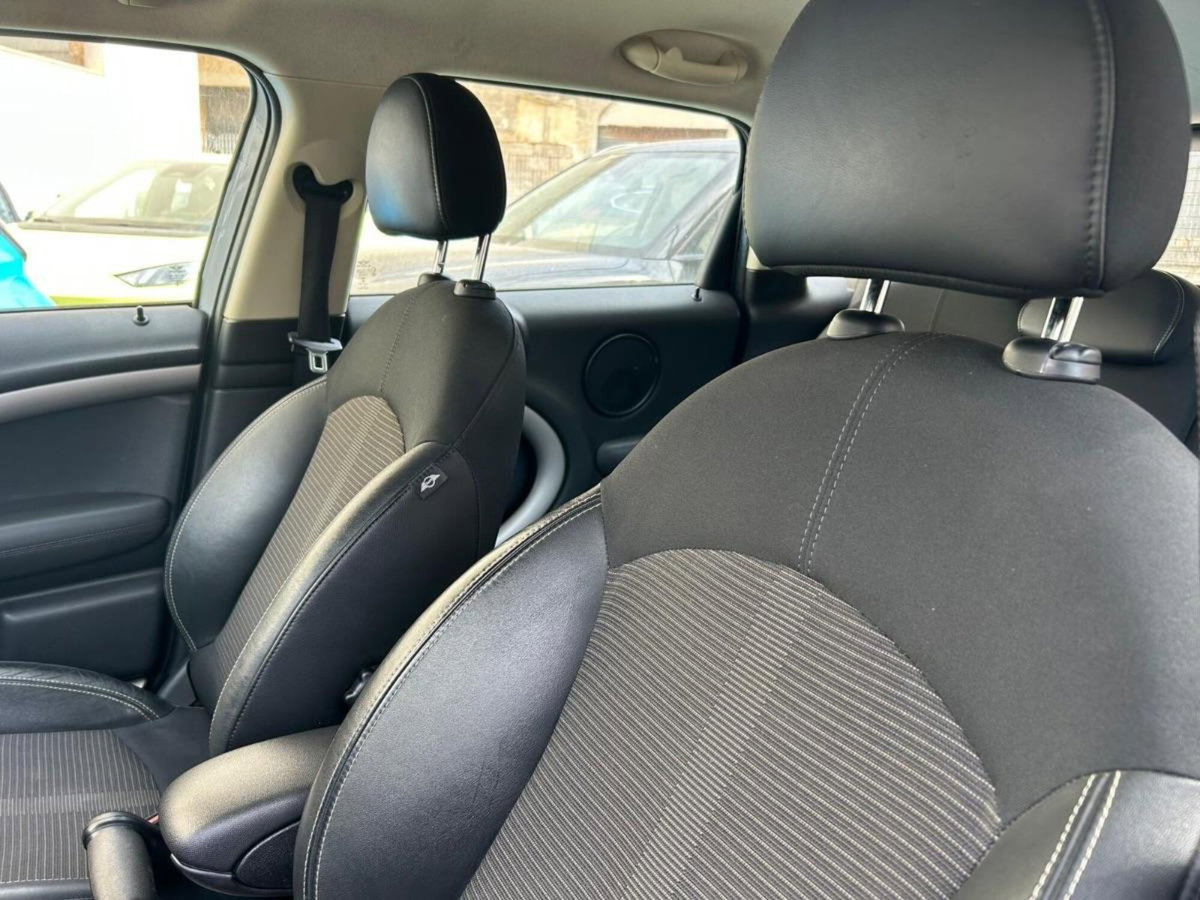 MINI Mini Countryman 2.0 Cooper D Business Countryman (4)