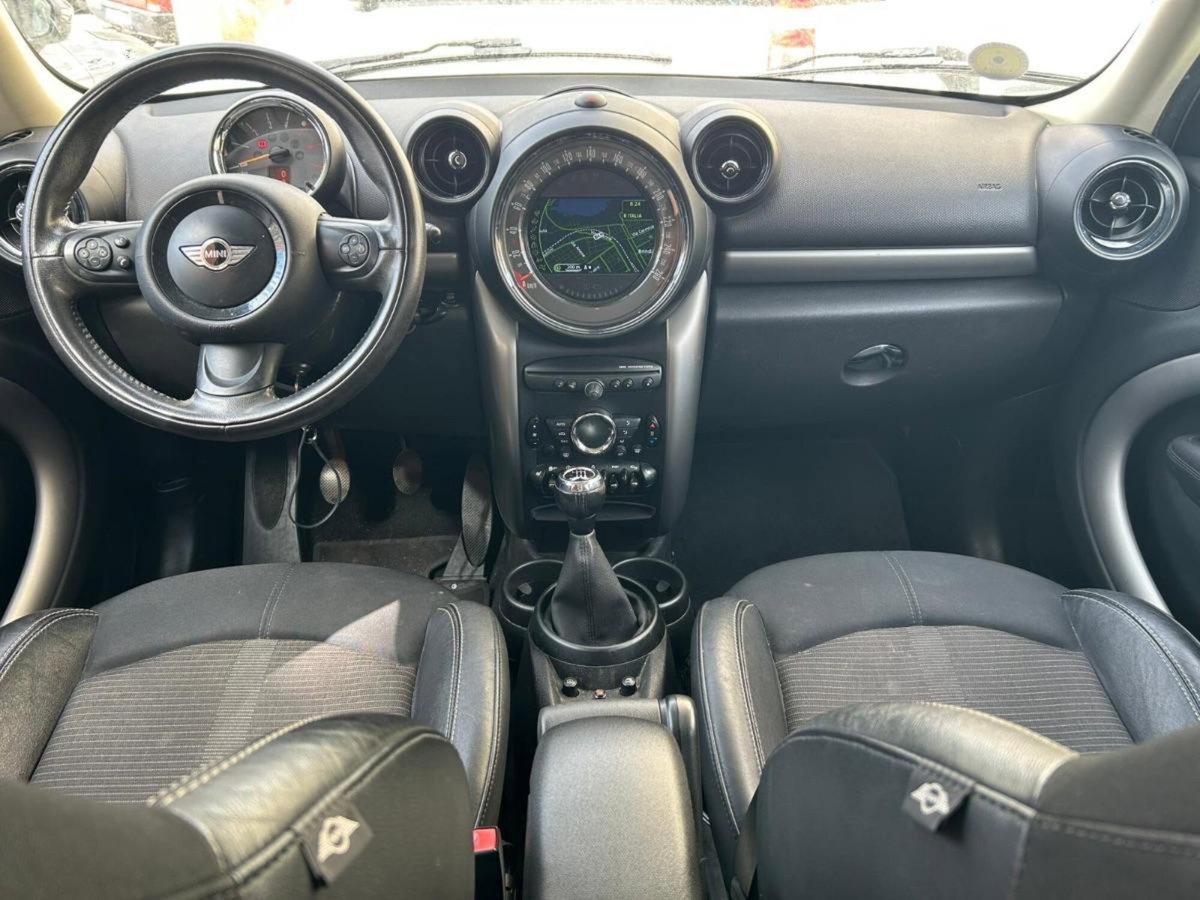 MINI Mini Countryman 2.0 Cooper D Business Countryman (8)