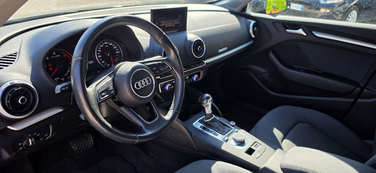 Audi A3 Sportback 30 TDI S tronic Admired (10)