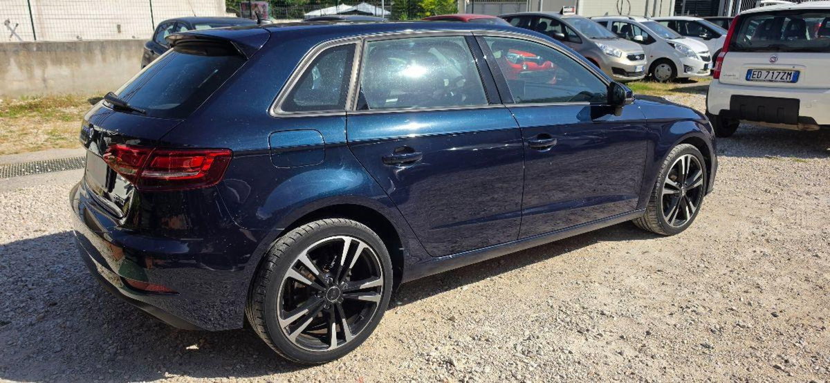 Audi A3 Sportback 30 TDI S tronic Admired (7)