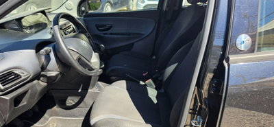 Lancia Ypsilon 1.2 69 CV 5 porte GPL Ecochic Gold (11)