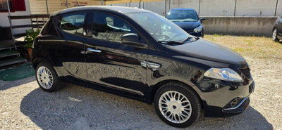 Lancia Ypsilon 1.2 69 CV 5 porte GPL Ecochic Gold (8)