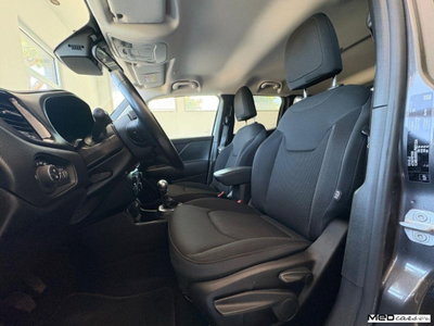 Jeep Renegade 1.6 Mjt 120 CV Night Eagle (9)