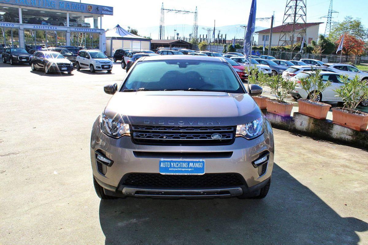 Land Rover Discovery Sport 2.0 TD4 150 CV HSE (2)