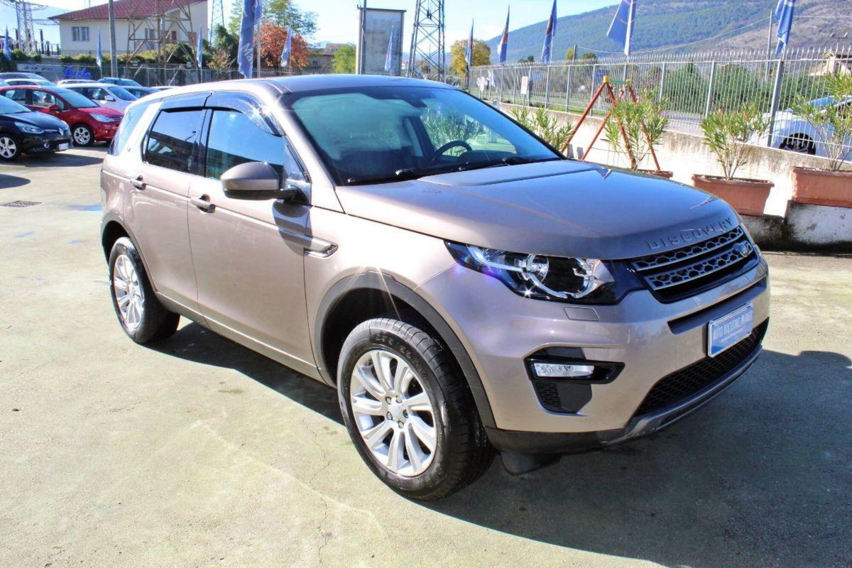 Land Rover Discovery Sport 2.0 TD4 150 CV HSE (3)