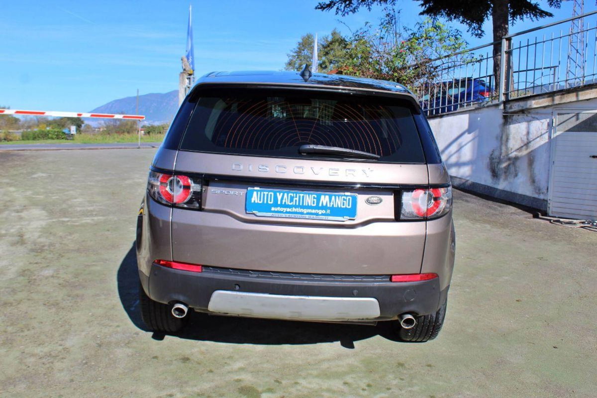 Land Rover Discovery Sport 2.0 TD4 150 CV HSE (6)