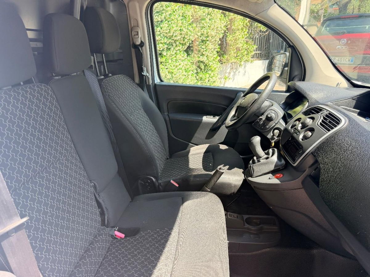 Renault Kangoo 1.5 dCi 75CV 5 porte Life (4)