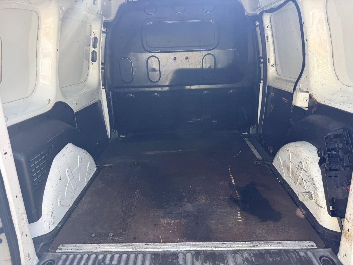Renault Kangoo 1.5 dCi 75CV 5 porte Life (7)