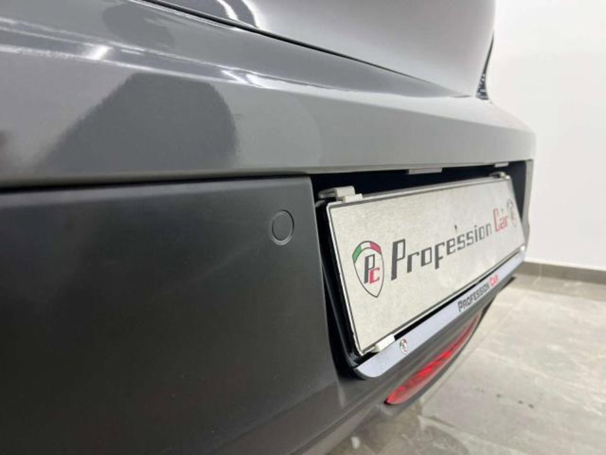 Peugeot 208 1.2 turbo Allure 100cv (13)