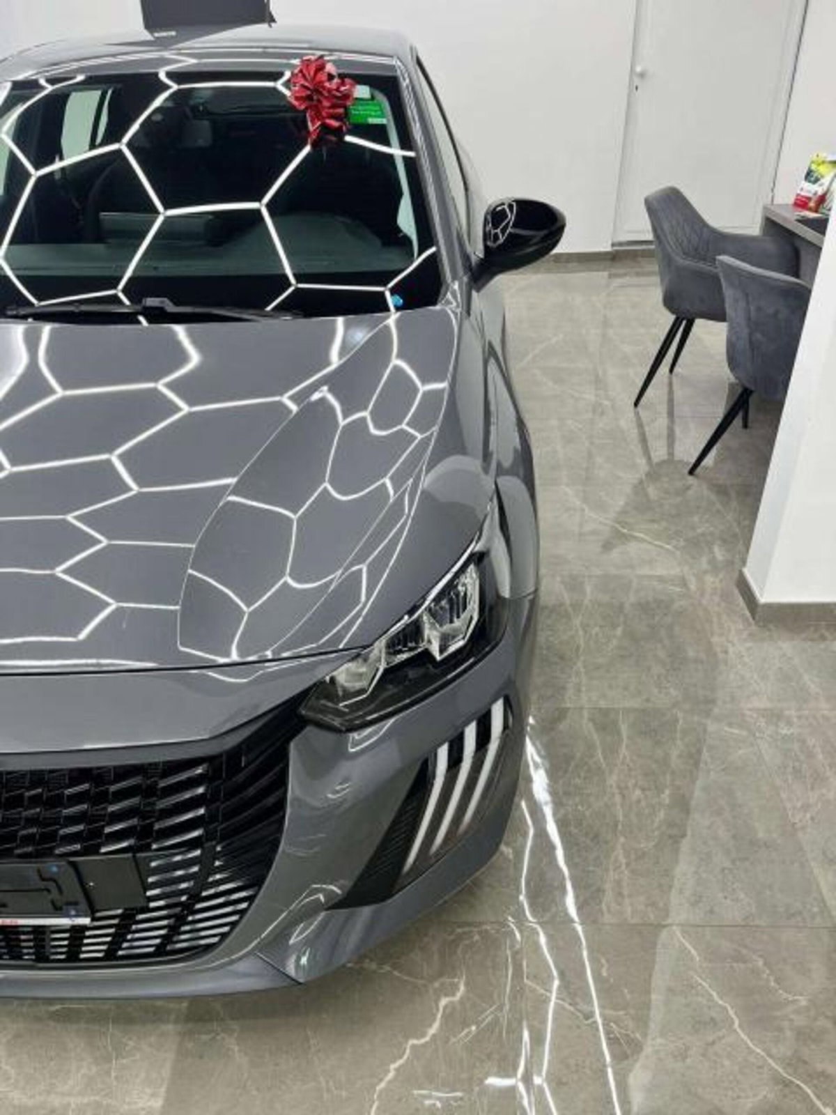 Peugeot 208 1.2 turbo Allure 100cv (5)