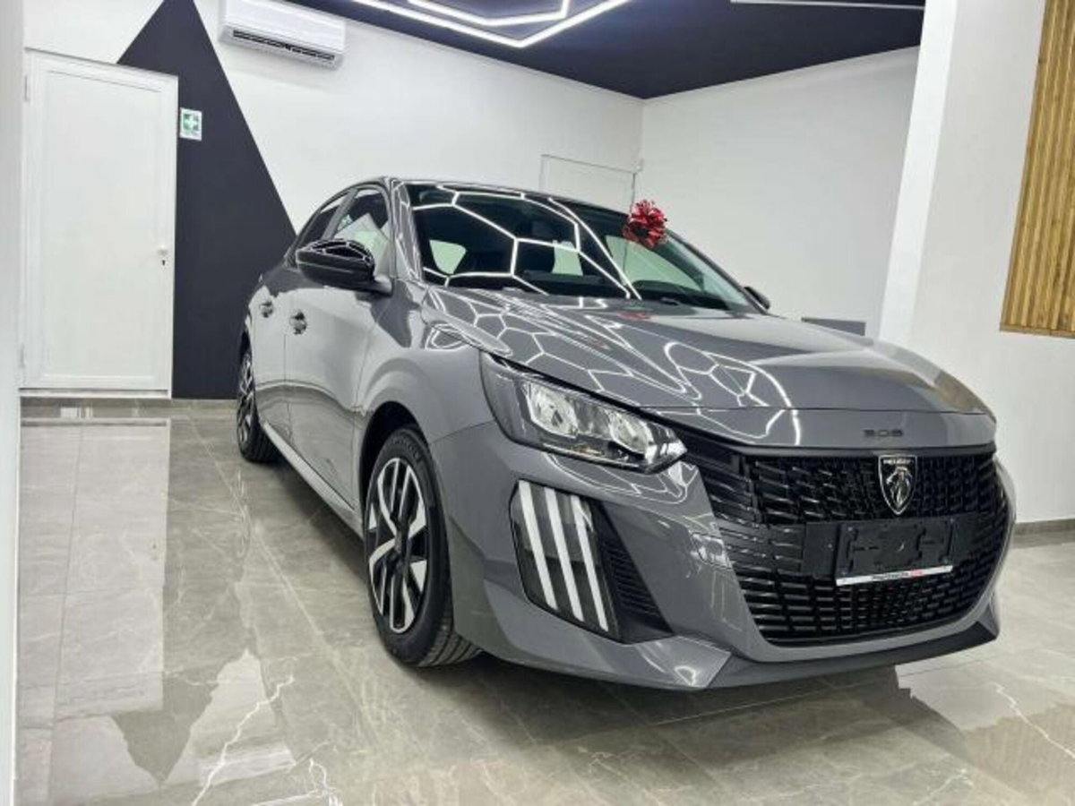 Peugeot 208 1.2 turbo Allure 100cv (6)