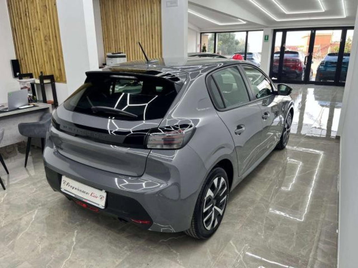 Peugeot 208 1.2 turbo Allure 100cv (7)