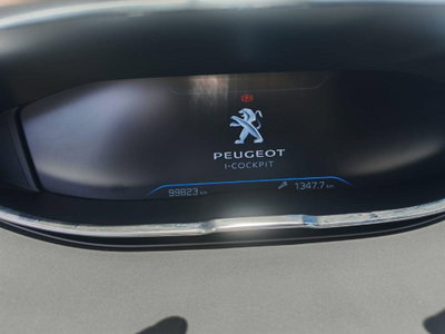 Peugeot 3008 BlueHDi 130 S&S EAT8 GT Line (10)