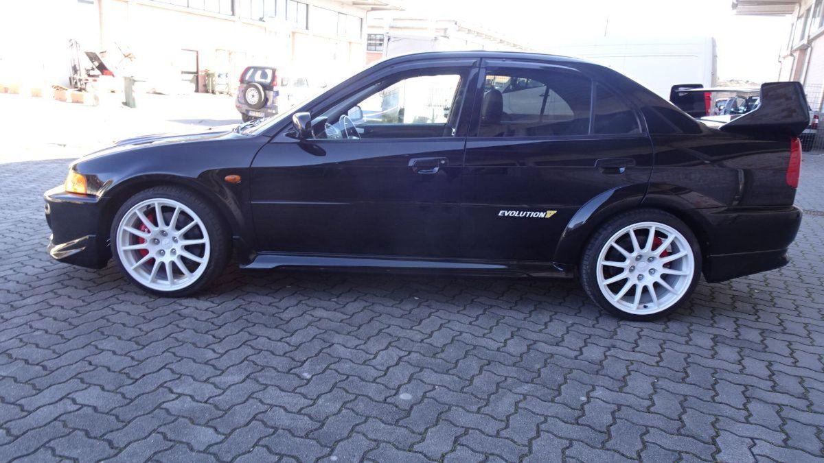 Mitsubishi Lancer Evolution Evolution 2.0 T S-AWC GSR (4)