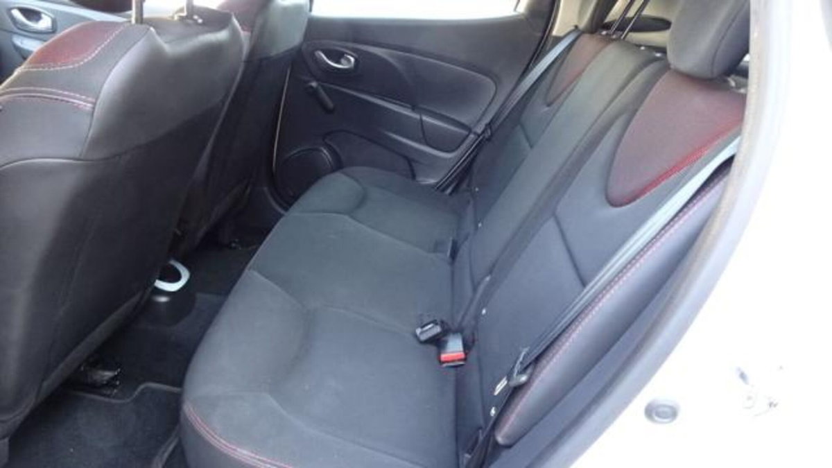 Renault Clio 1.5 dCi 75CV 5 porte Confort (15)