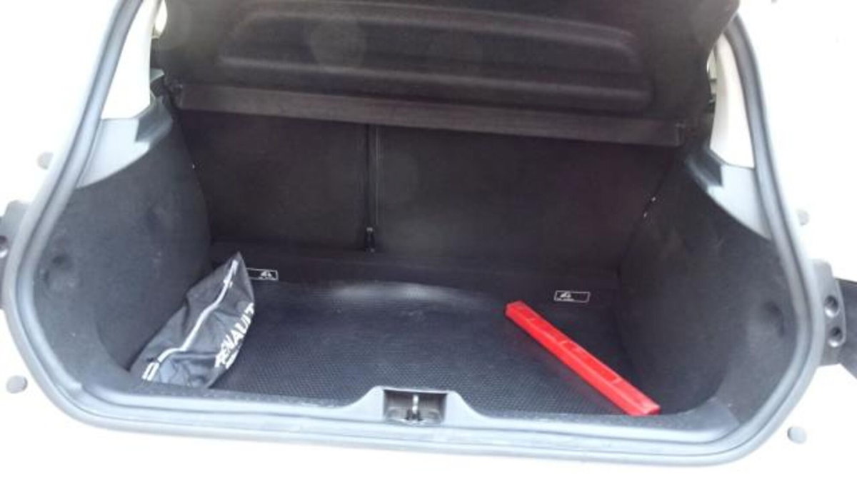 Renault Clio 1.5 dCi 75CV 5 porte Confort (19)