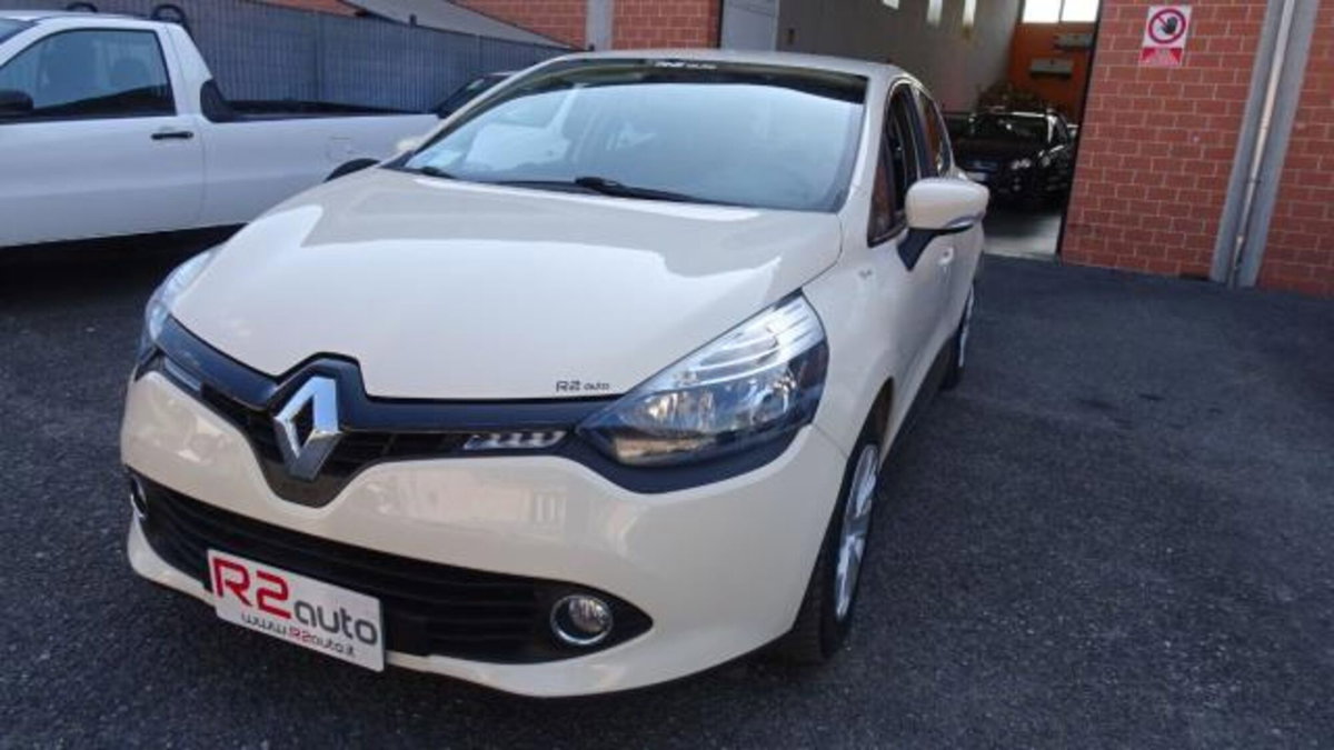 Renault Clio 1.5 dCi 75CV 5 porte Confort (2)