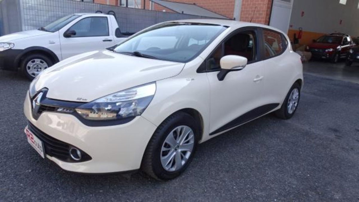 Renault Clio 1.5 dCi 75CV 5 porte Confort (3)