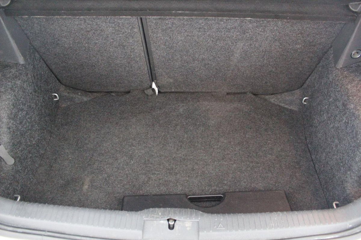 Volkswagen Polo 1.4 TDI 5p. Comfortline (17)