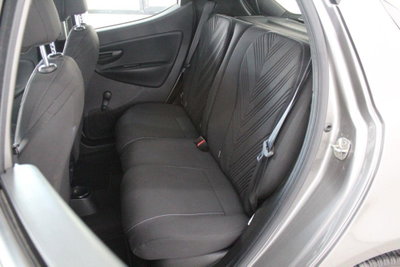 Lancia Ypsilon 1.0 FireFly 5 porte S&S Hybrid Gold Plus (12)