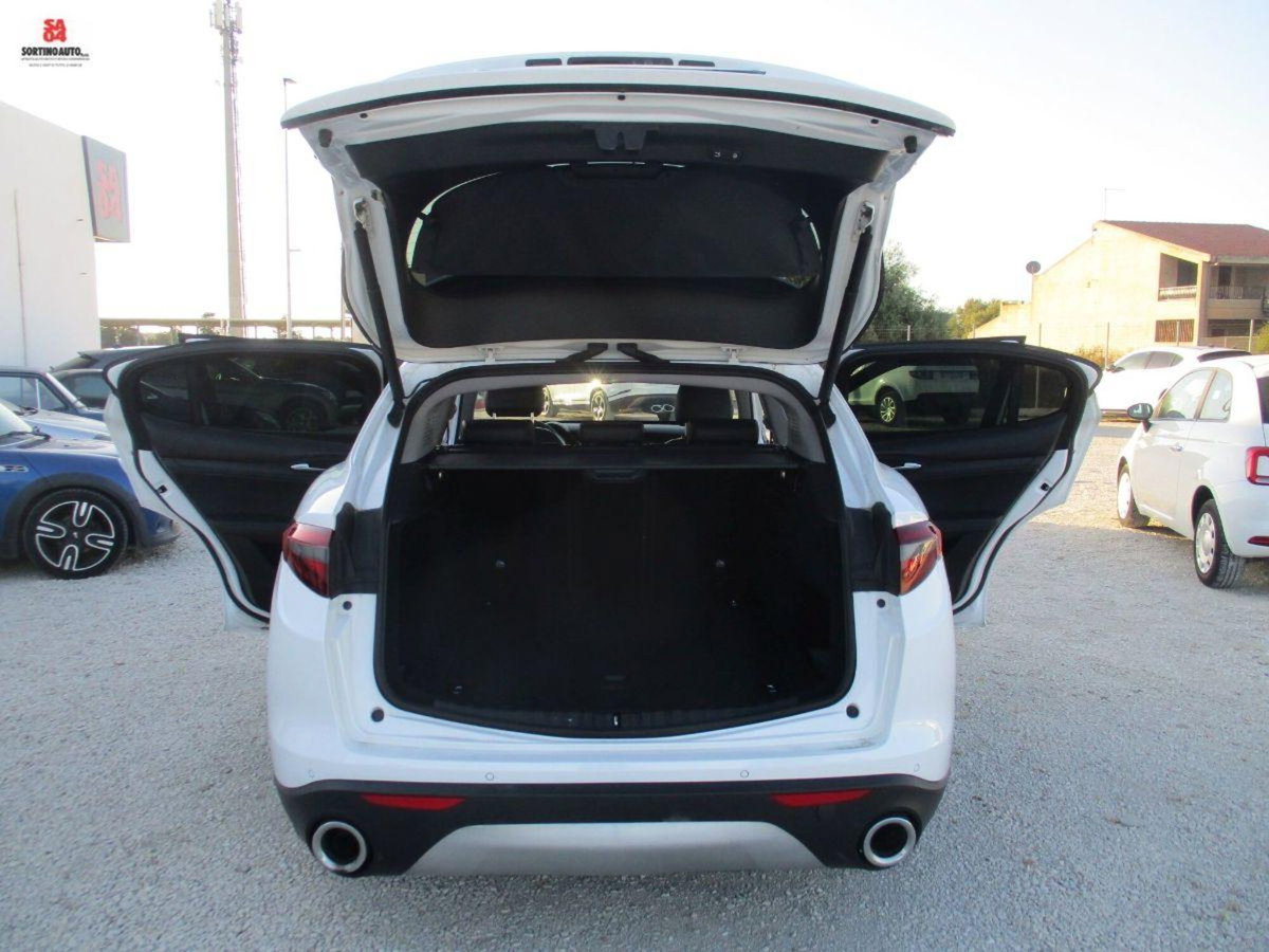 Alfa Romeo Stelvio Stelvio 2.2 Turbodiesel 210 CV AT8 Q4 GT Junior (17)