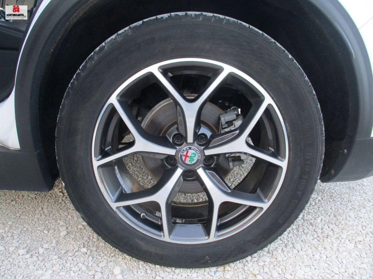 Alfa Romeo Stelvio Stelvio 2.2 Turbodiesel 210 CV AT8 Q4 GT Junior (7)